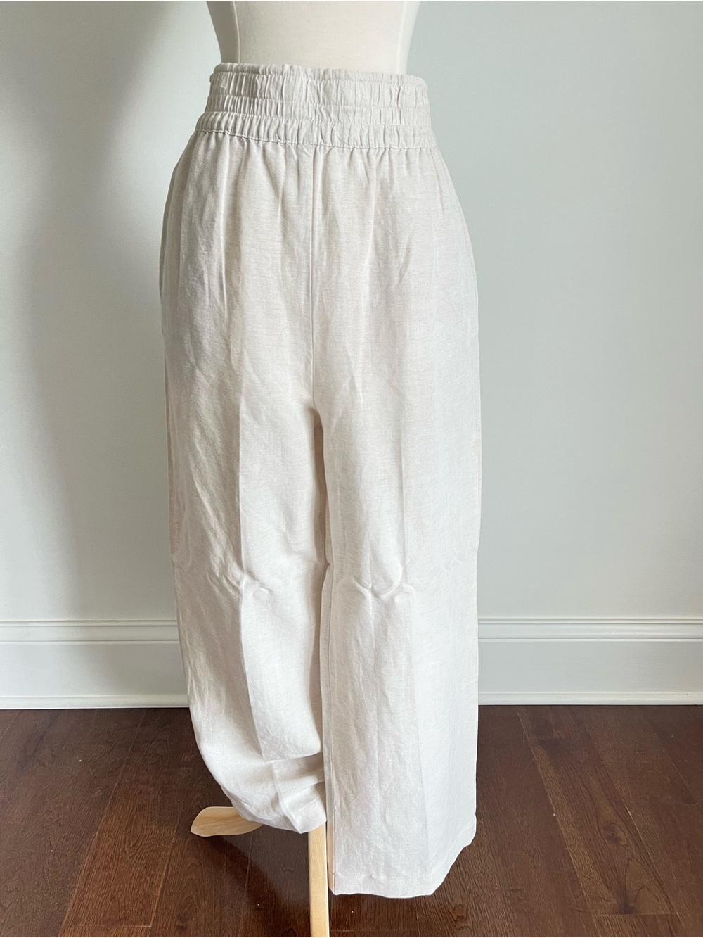 H&M Womens beige linen elastic waist crop pant size Medium